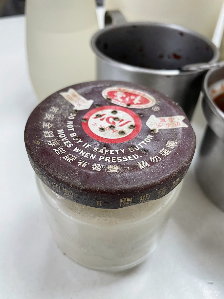 台北中正區美食推薦「周記手工家常麵」城中市場必吃推薦，每日現做手工麵，飄香三十多年的好滋味！