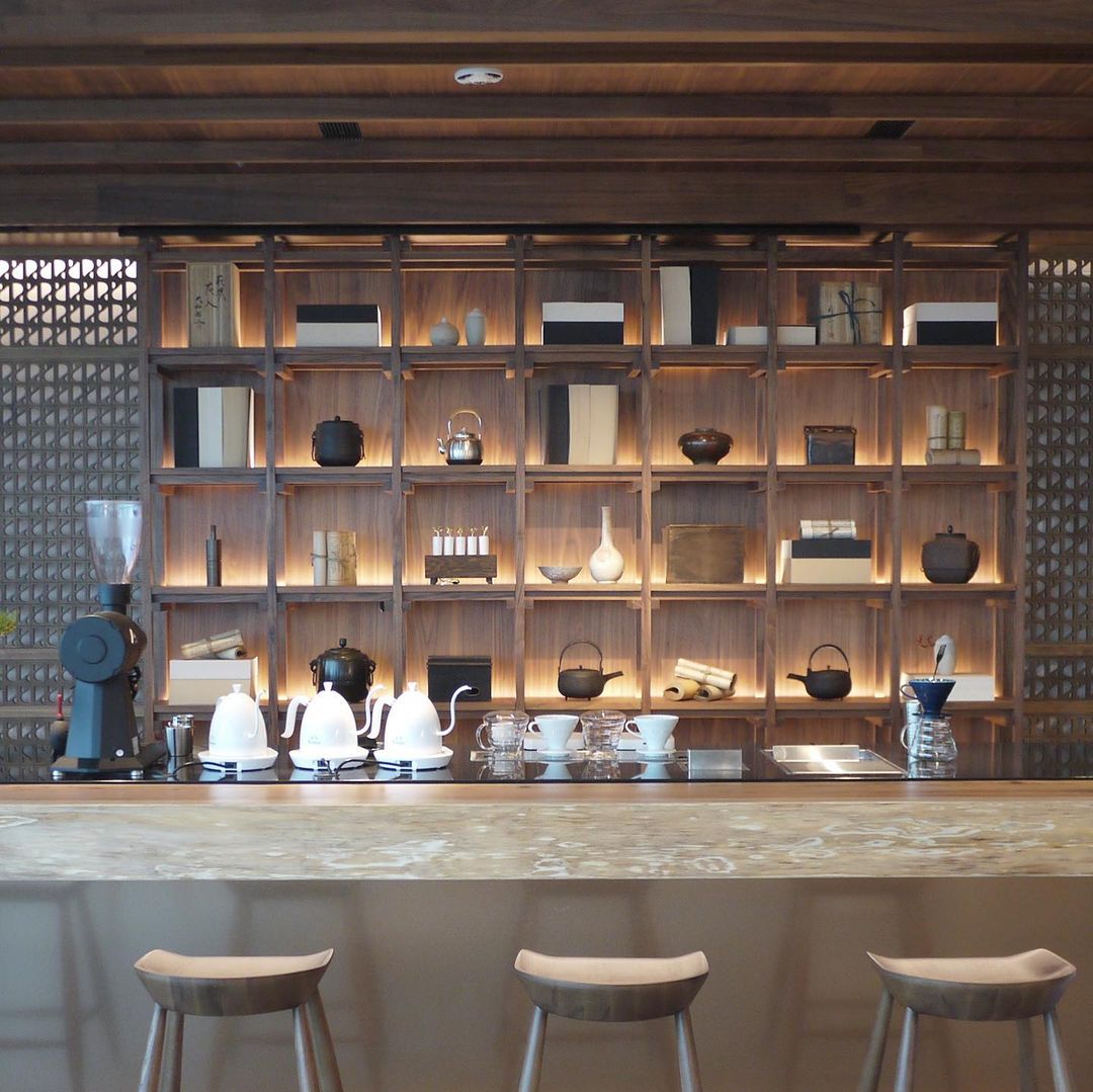 台中必喝咖啡店「REC COFFEE」日本福岡冠軍咖啡首度插旗台灣，在26樓高空景觀下喝一杯咖啡吧！