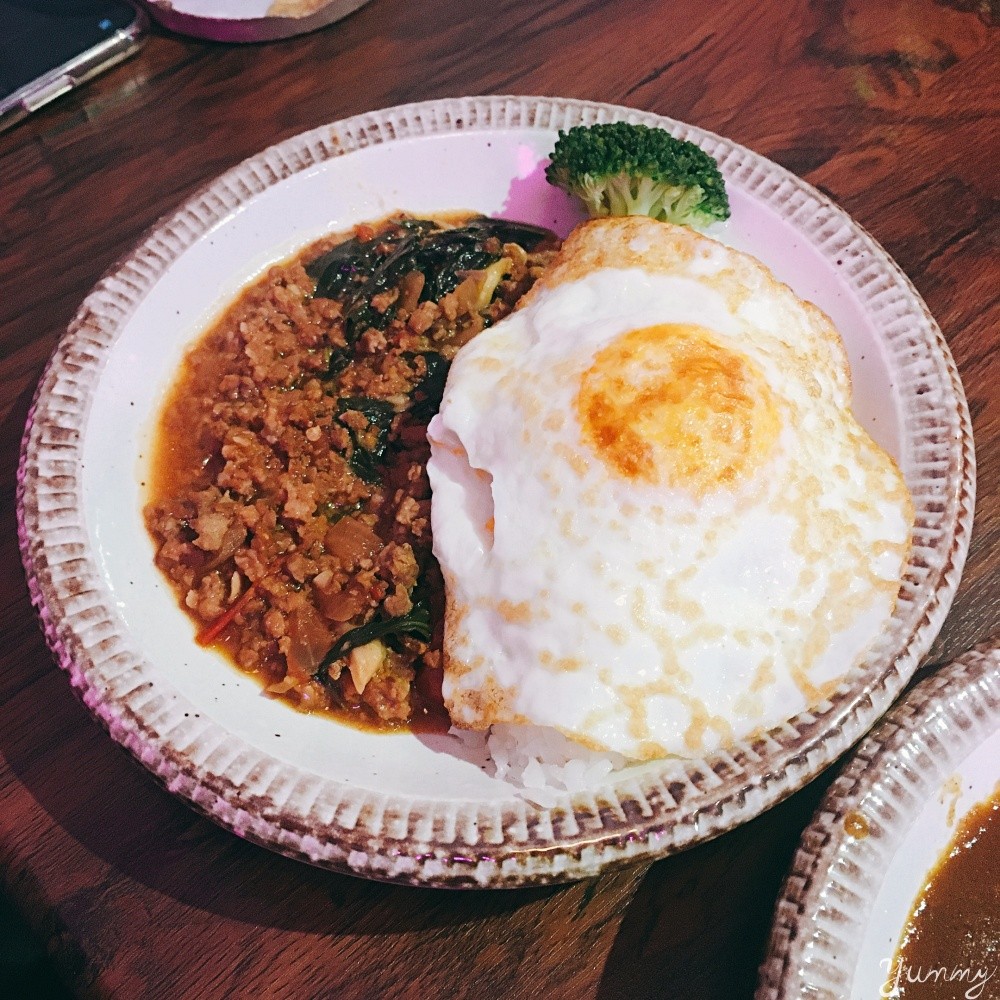 台北雙連站好喝咖啡店「好啊 Cafe」食物美味氣氛cozy，抹茶系列甜點超美味！