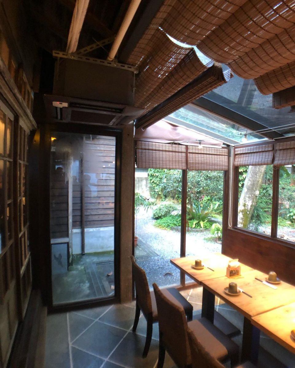 台北大安區美食推薦「青田七六」永康街知名老宅餐館，穿梭時空的洋和混合日式房舍！