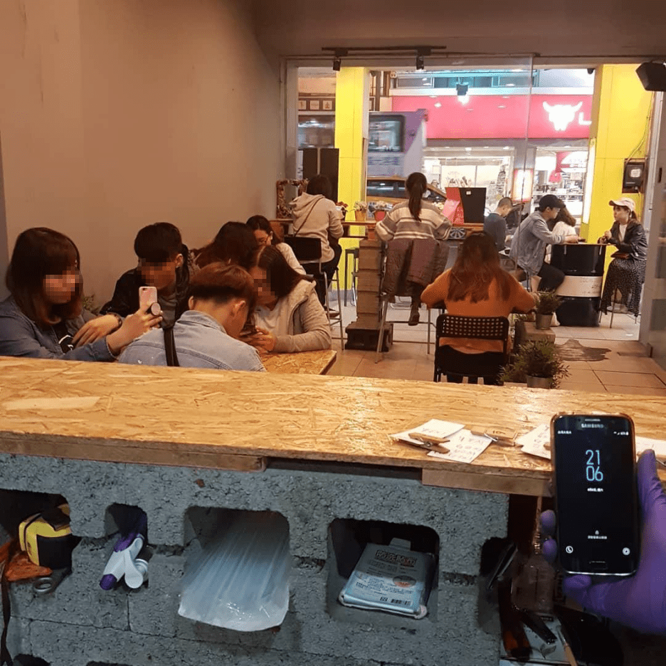 台中美食宵夜推薦「9PM 玖點」深夜創意邪惡食堂，讓你每晚都想來～