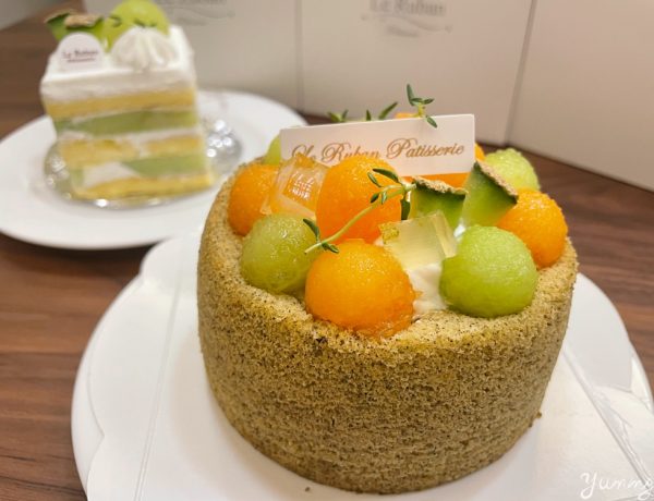 台北好吃甜點店「Le Ruban Pâtisserie 法朋烘焙甜點坊」哈密瓜季上市囉，快來吃一波！