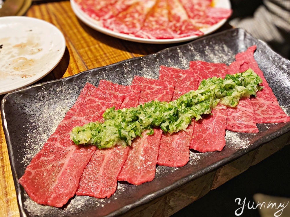 台北美食推薦「乾杯」知名燒烤店不僅燒肉好吃～每晚還有超High活動！