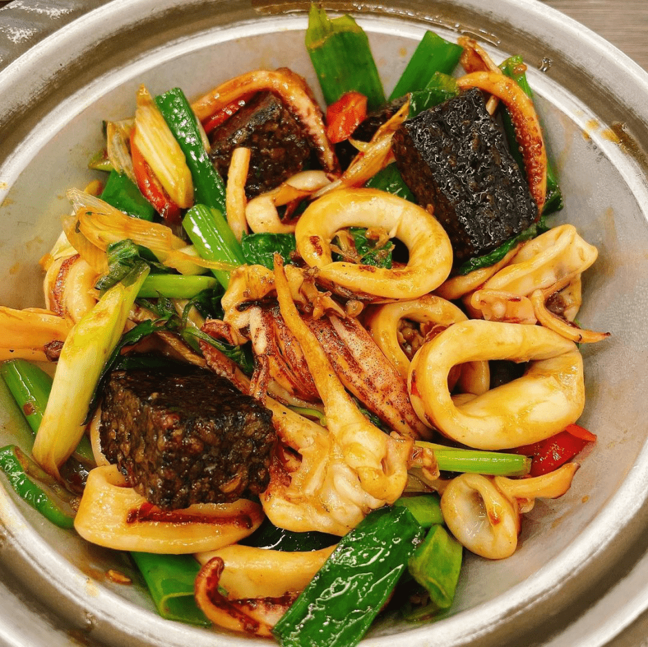 台北板橋區美食「潮州六必居沙鍋粥」現點現做、精心熬煮，給你滿滿的澎湃好料～