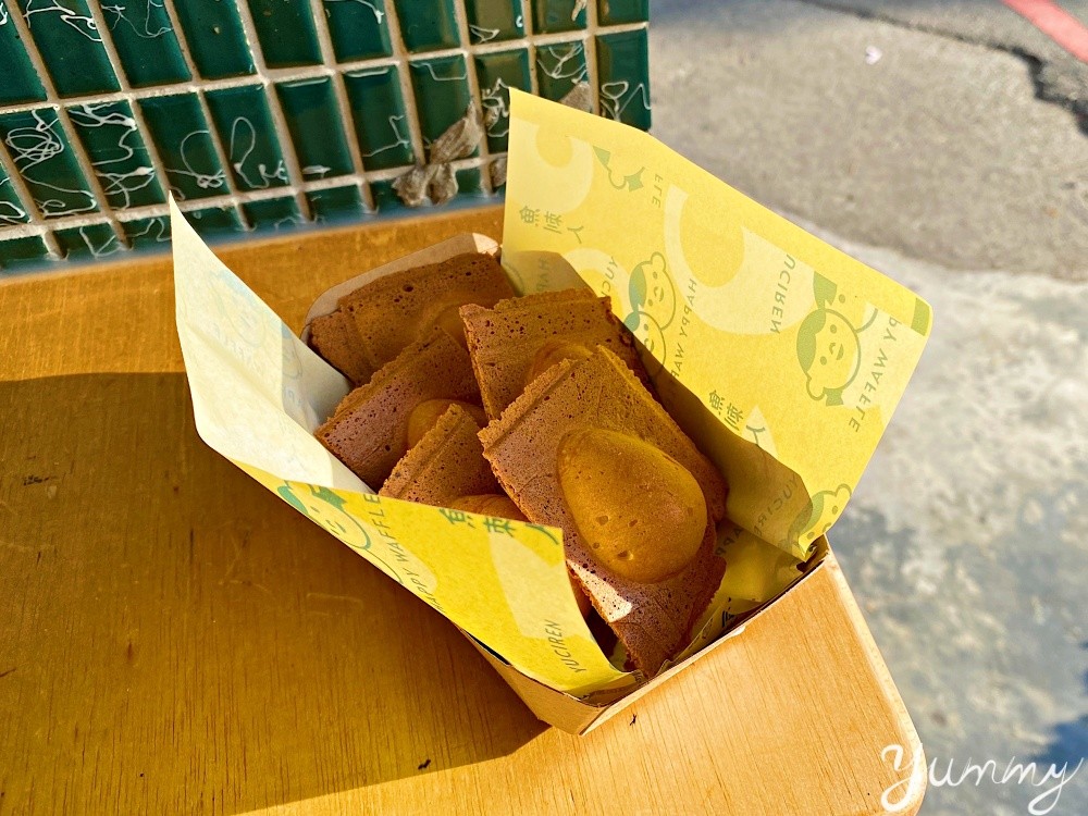 台中美食推薦「魚刺人雞蛋糕」LOGO超可愛的雞蛋糕就在審計新村！