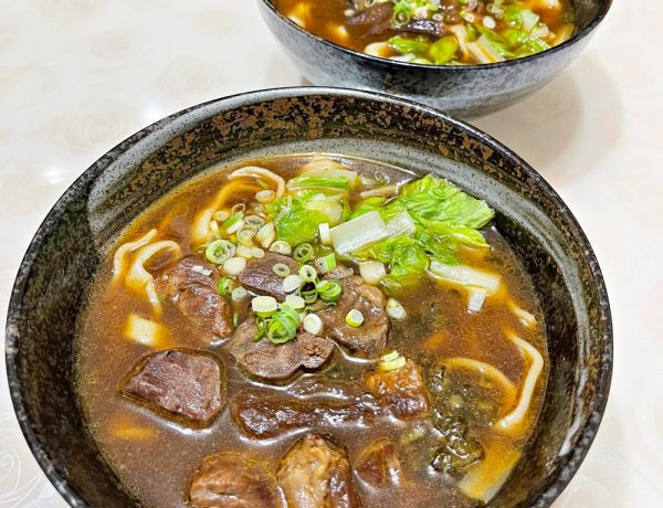 台北外帶美食牛爸爸牛肉麵，CNN報導過的全球最貴牛肉麵，疫情期間外帶享五折優惠！
