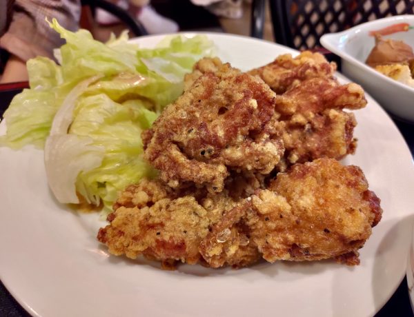 捷運松江南京站美食｜食彩櫻｜台北好吃炸雞前十名，巷弄裡的隱藏版美食！