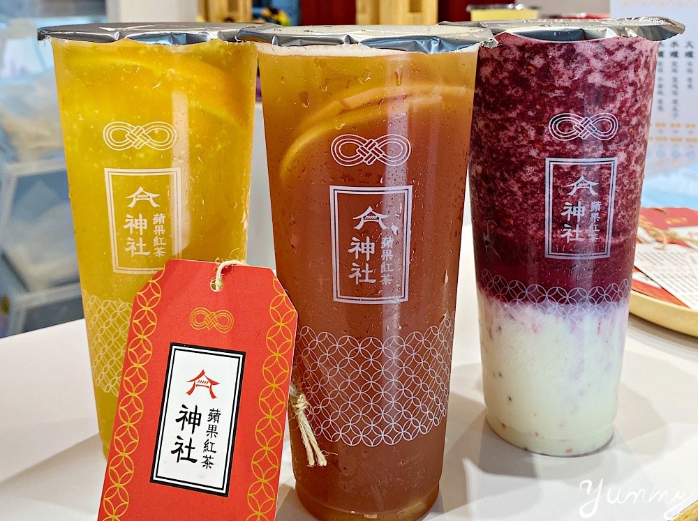 台中北區手搖飲推薦「神社蘋果紅茶」以日本神社為主題的飲料店，完熟林檎必喝！