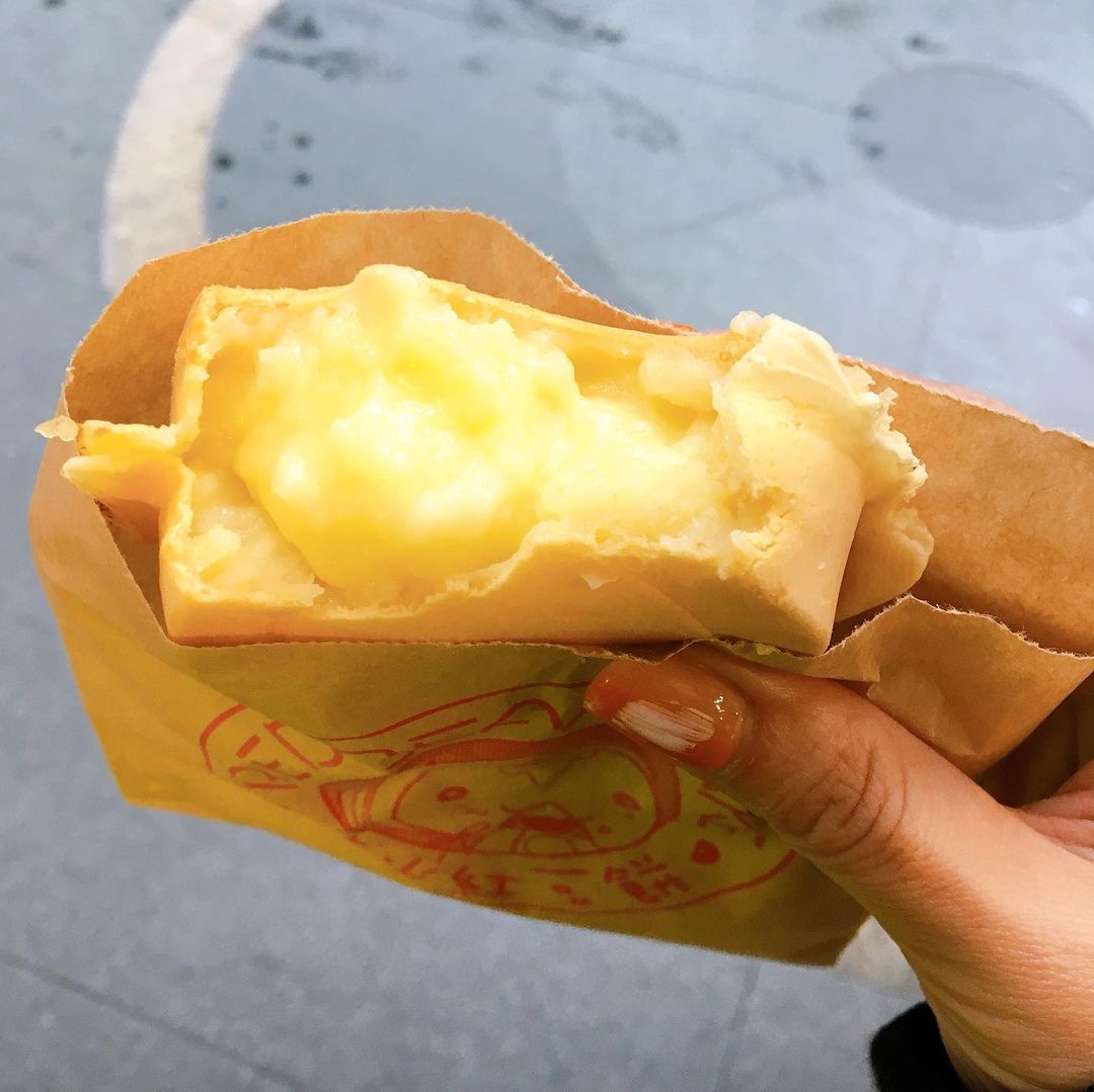 台北奶油餅推薦｜晴光紅豆餅｜銅板美食爆漿車輪餅，一個只要12元！